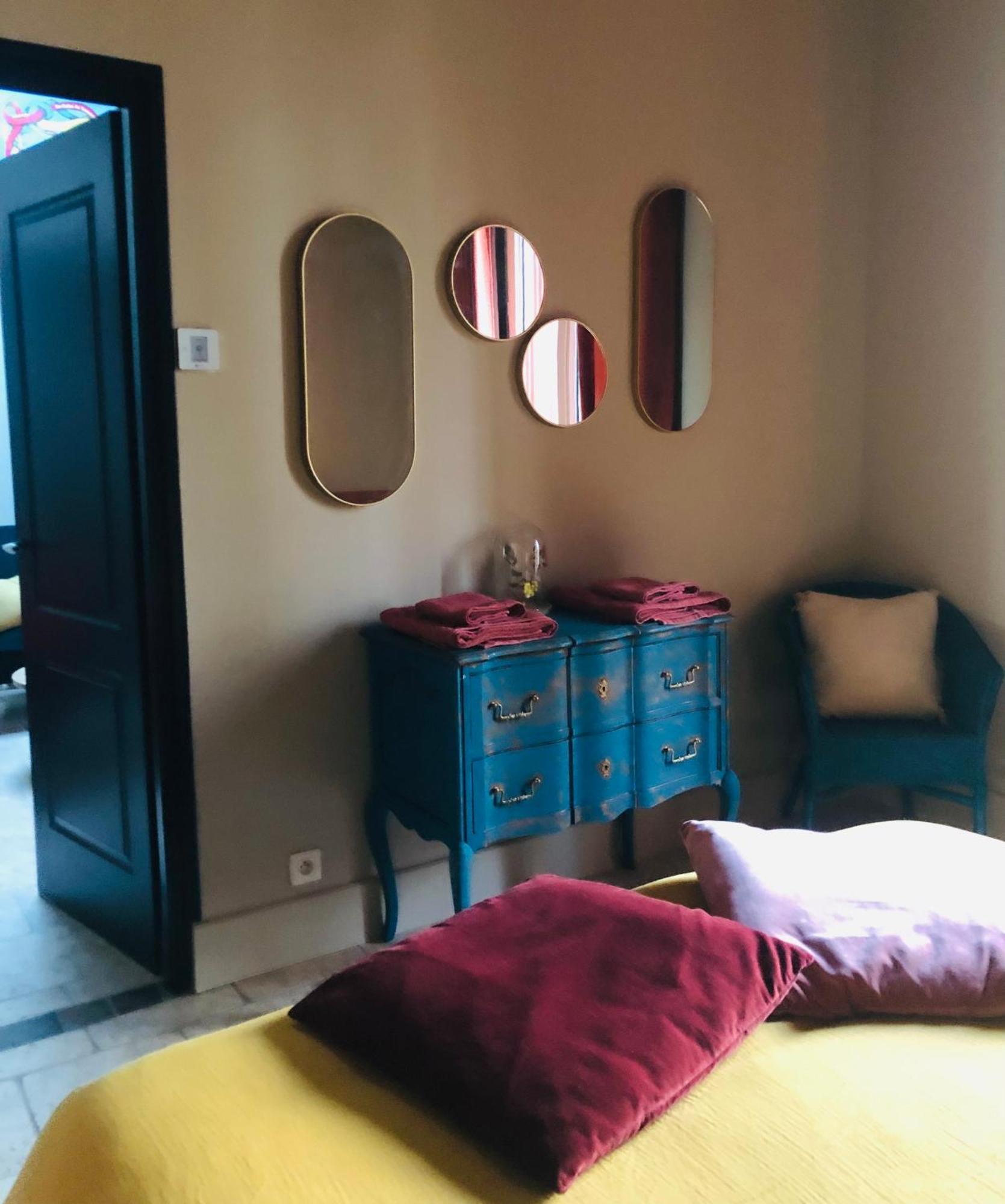 Au Bout Du Pre Hotel Pézenas Buitenkant foto